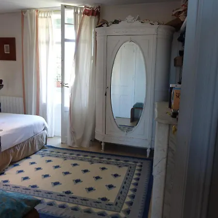 Le Lion Blanc St Raphael * Saint-Raphael (Var)