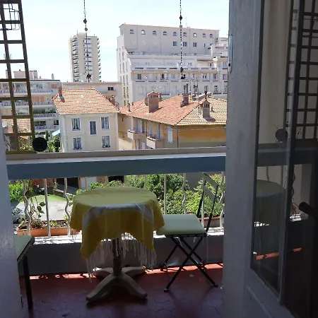 Apartment Le Lion Blanc St Raphael Saint-Raphael (Var)